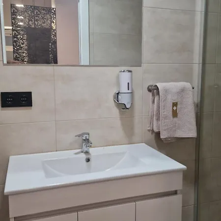 Loft De Rota Apartment *